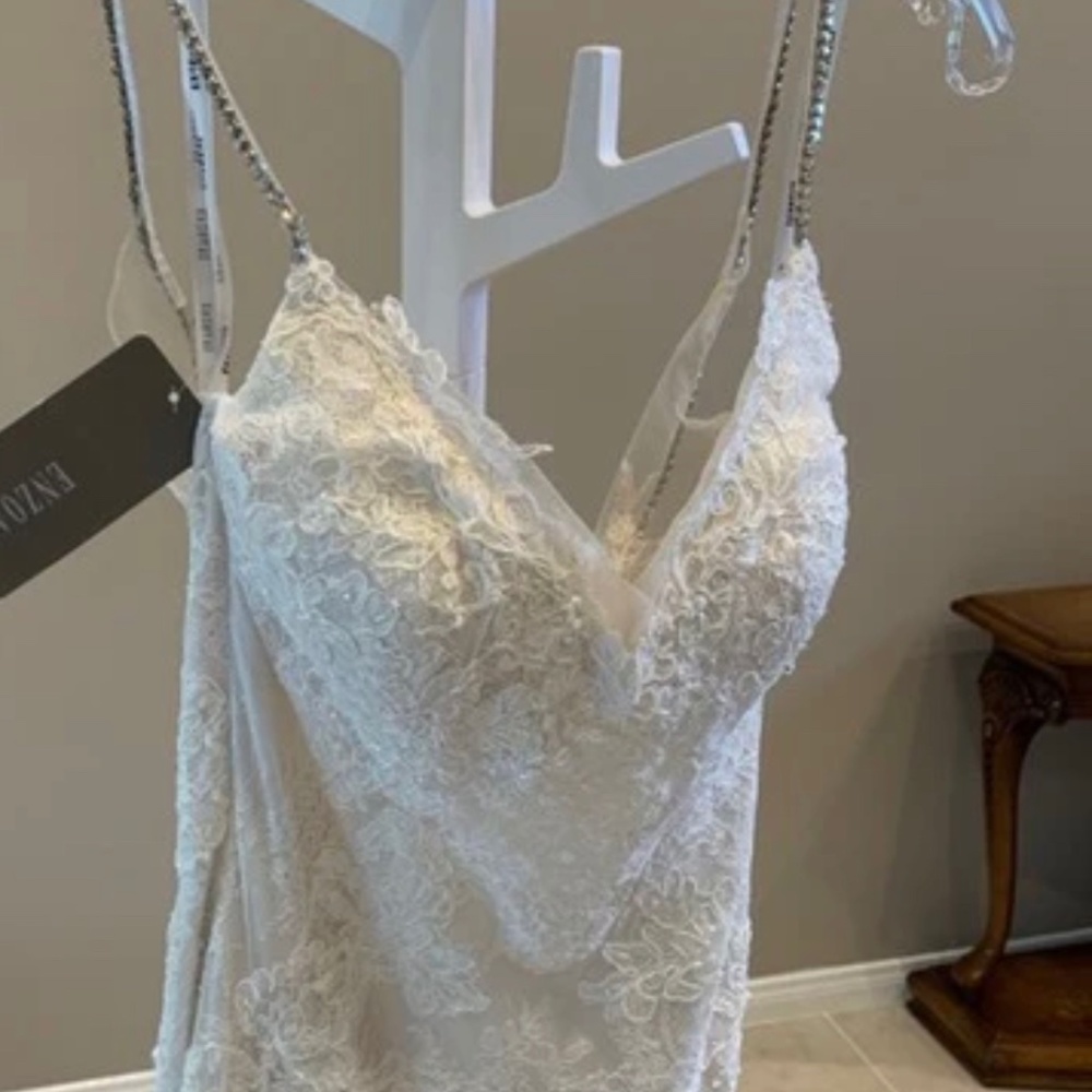 Enzoani Lexi wedding gown / dress
